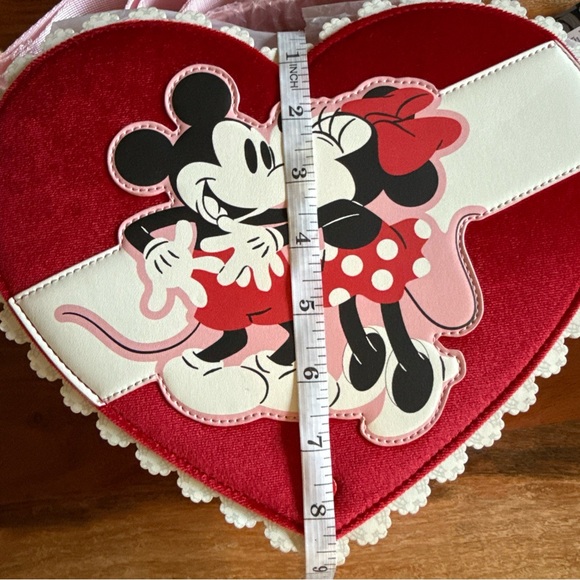 Loungefly Disney Mickey and Minnie Scented Heart Bag Set - Red and Pink NWT - Picture 8 of 13